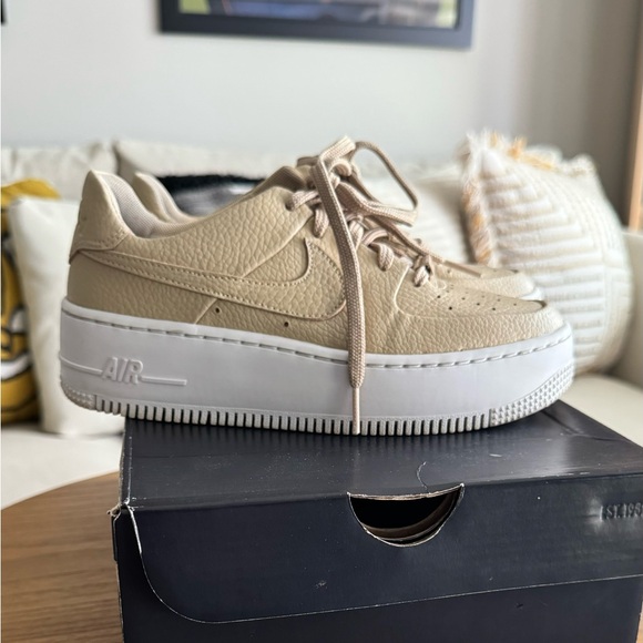 Nike Air Force 1 Sage Low 2 (PLATFORM) - Picture 9 of 9